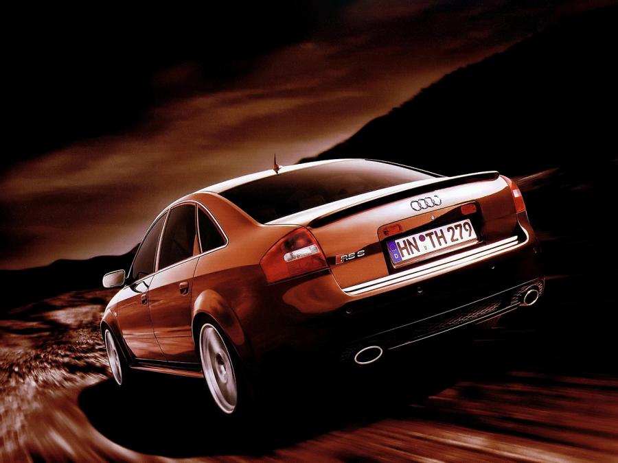  Audi RS6 Sedan (4B, C5) 2002 года  (фото 16 из 16)